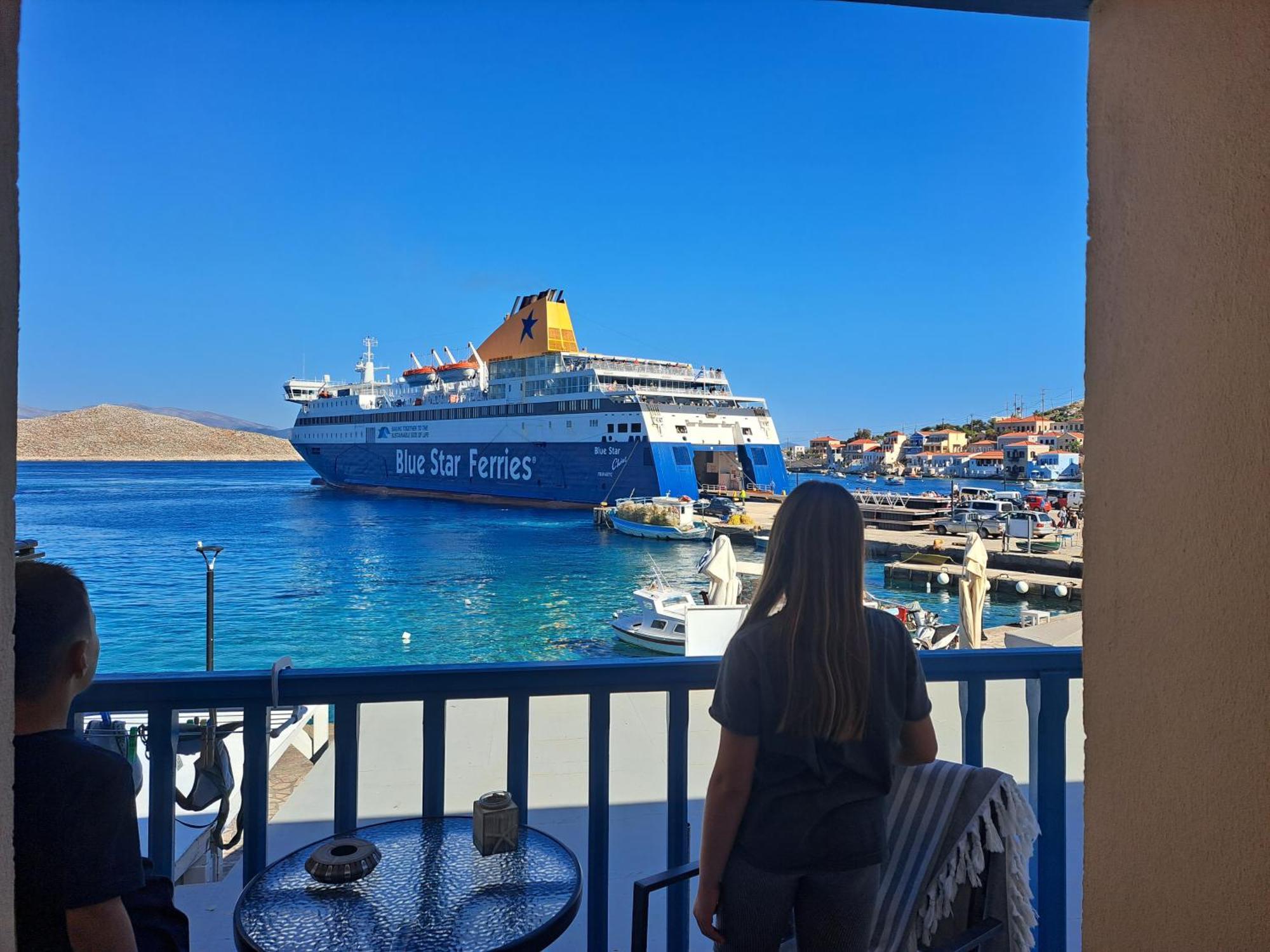 Spitakia Daire Chalki Town Dış mekan fotoğraf